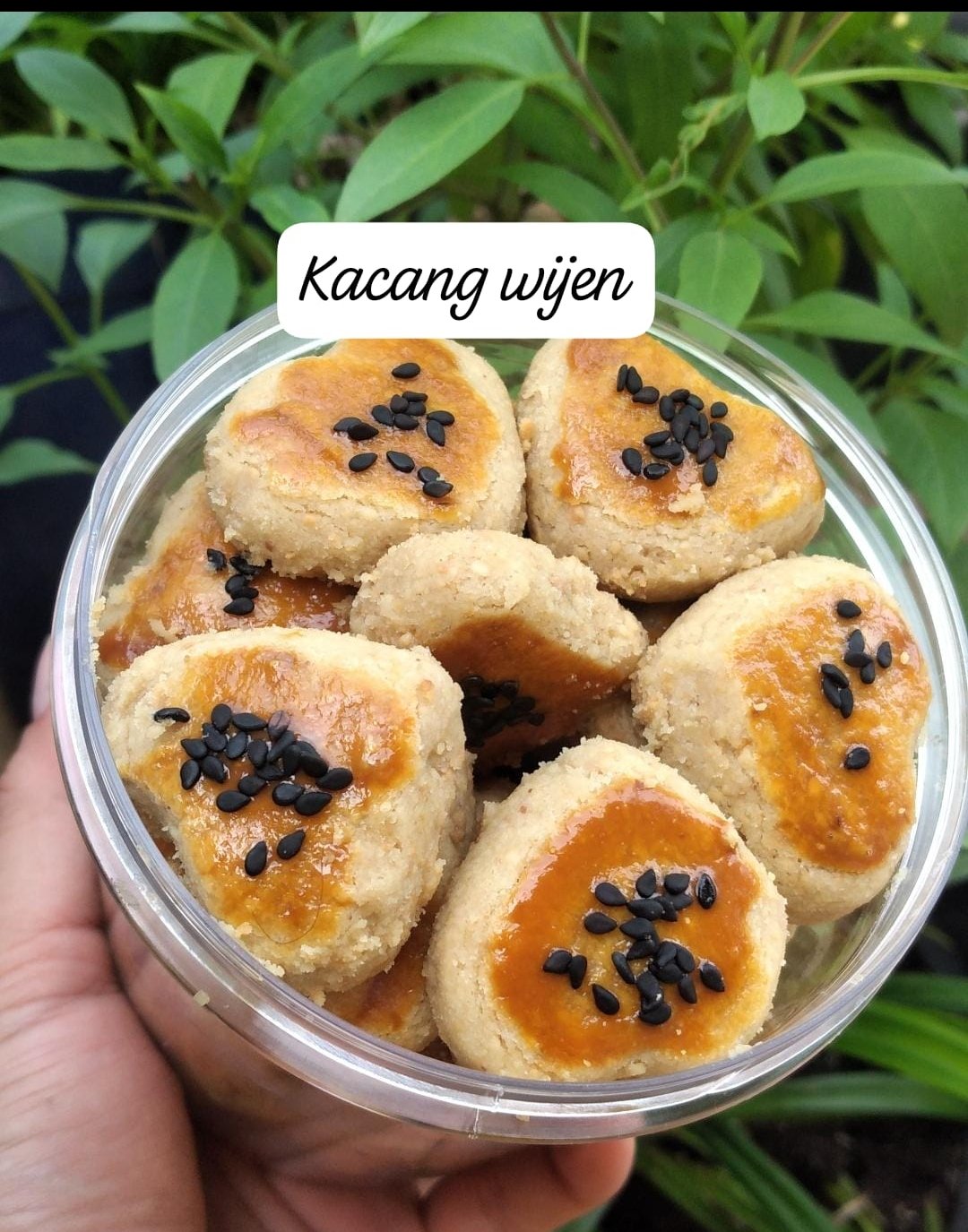 Kue Kacang Wijen